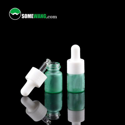 Plastik-Glas-Flaschen-Serum-Flasche HAUSTIER ätherischen Öls mit dem Tropfenzähler-Glas inner