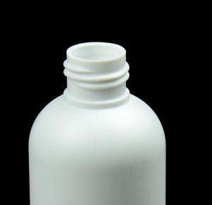250ml fertigte Farbweiße HDPE-Plastikflaschen-dünne Plastikbehälter 24/410 besonders an