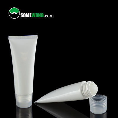 einzelne Plastikrolle 35ml 50ml 100ml auf dem Rohr-Hautpflege-Kosmetik-Verpacken